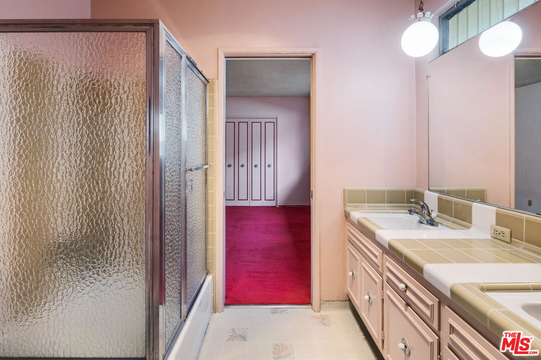 6619 Bedford Avenue Los Angeles, CA 90056 - Photo 43 of 55