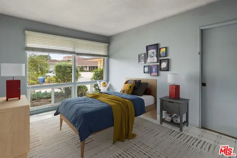 $1,798,850 | 6619 Bedford Avenue, Los Angeles, CA 90056