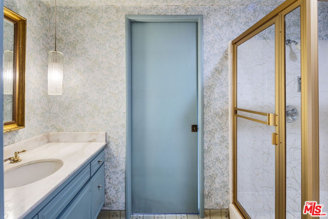 6619 Bedford Avenue Los Angeles, CA 90056 - Photo 48 of 55