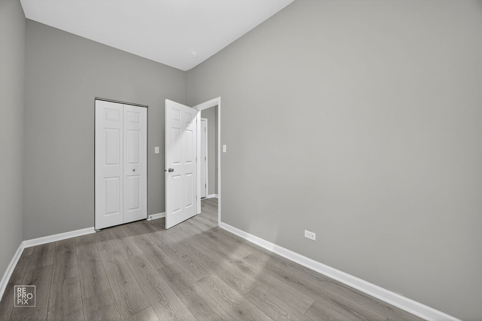 5344 South Aberdeen Street, Unit 1 Chicago, IL 60609 - Photo 2 of 4