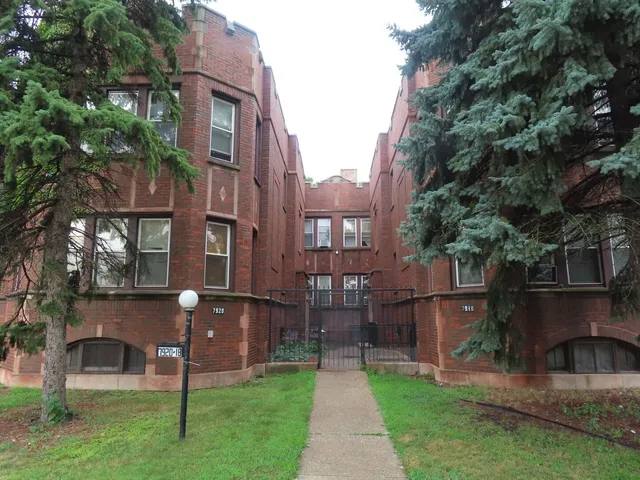 $630,000 | 7918 South Calumet Avenue, Chicago, IL 60619