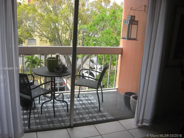 $2,100 | 7740 Camino Real, Unit G302, Miami, FL 33143