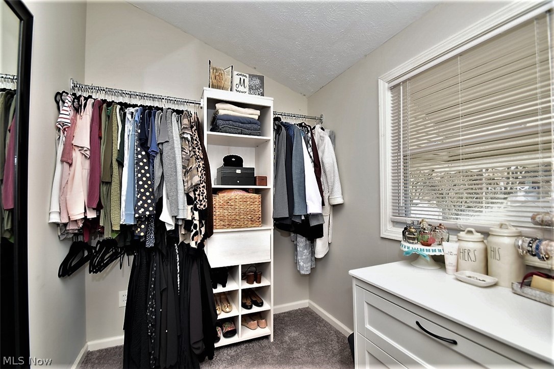 3574 Farland Road University Heights, OH 44118 - Photo 18 of 34 built in storage in dressing room
