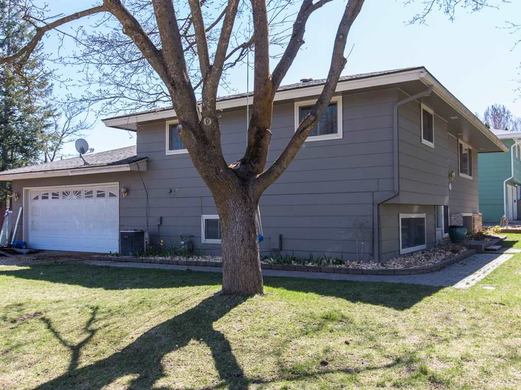 2505 South Wilbur Road Spokane Valley, WA 99206 - Photo 2 of 20 Gallery Image 2