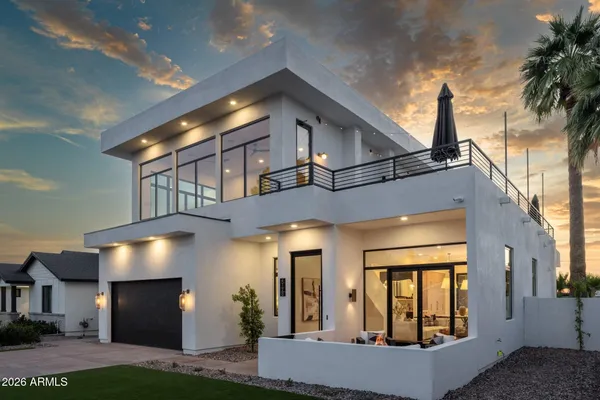 $2,134,995 | 4120 North 44th Place, Phoenix, AZ 85018