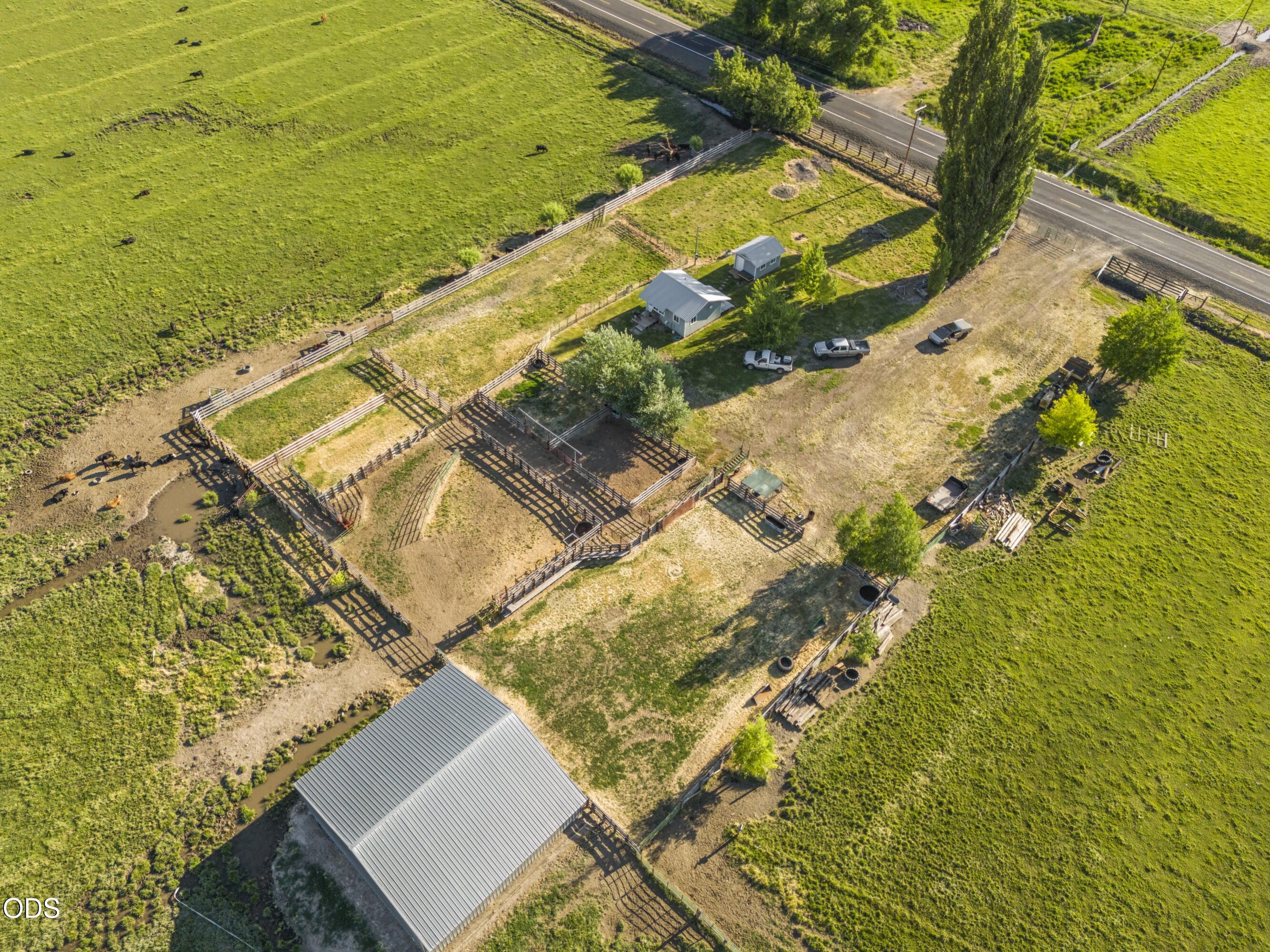 15655 West Langell Valley Road Bonanza, OR 97623 - Photo 6 of 53
