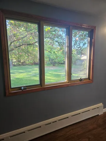 $273,900 | 15549 Pine Street, Grand Haven, MI 49417