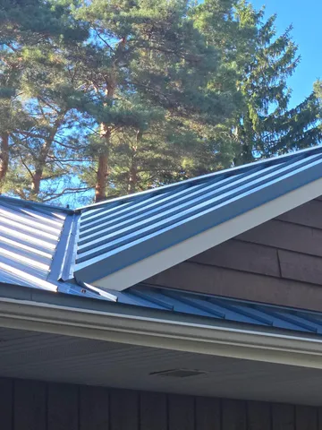 $273,900 | 15549 Pine Street, Grand Haven, MI 49417