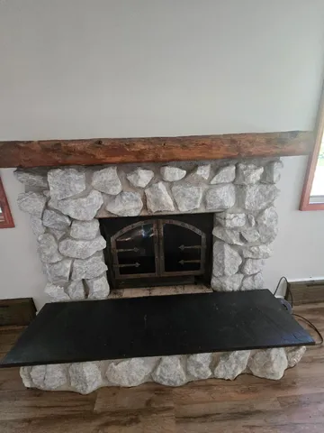 $273,900 | 15549 Pine Street, Grand Haven, MI 49417