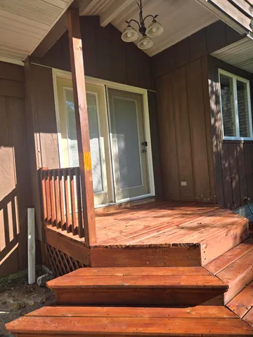 $273,900 | 15549 Pine Street, Grand Haven, MI 49417