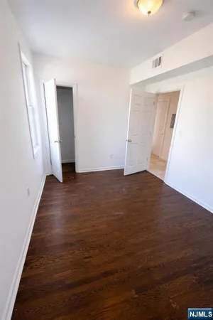 $2,500 | 81-85 Columbia Avenue, Unit 2, Newark, NJ 07106