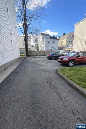 $2,500 | 81-85 Columbia Avenue, Unit 2, Newark, NJ 07106