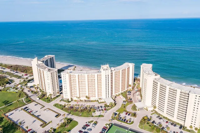 $929,000 | 300 Ocean Trail Way, Unit 301, Jupiter, FL 33477