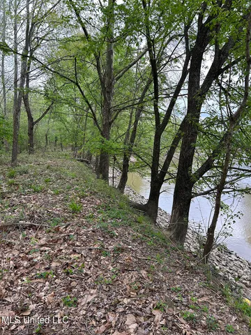 $87,500 | 150 County Road, Greenwood, MS 38930