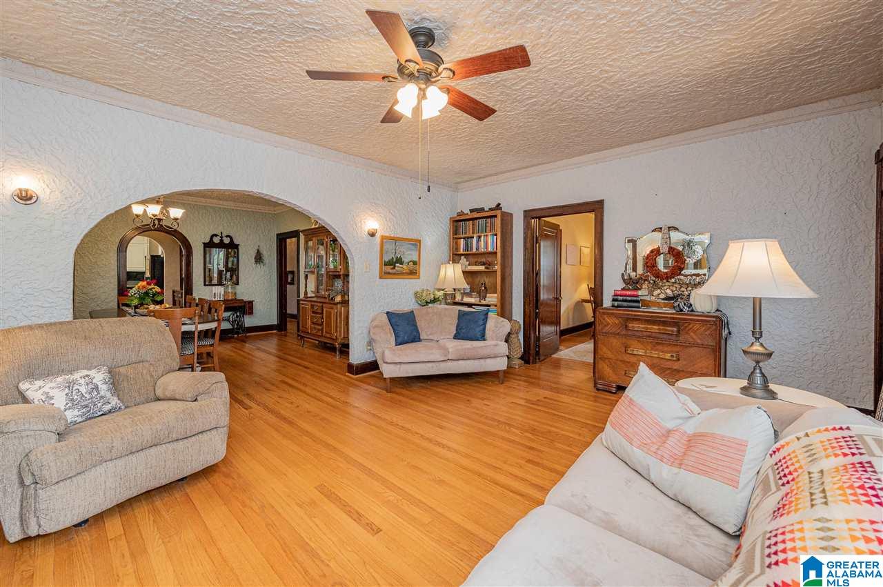 824 Hillcrest Road Birmingham, AL 35235 - Photo 7 of 49