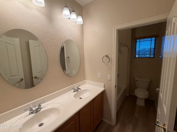 $2,495 | 8498 West Quail Track Drive, Peoria, AZ 85383