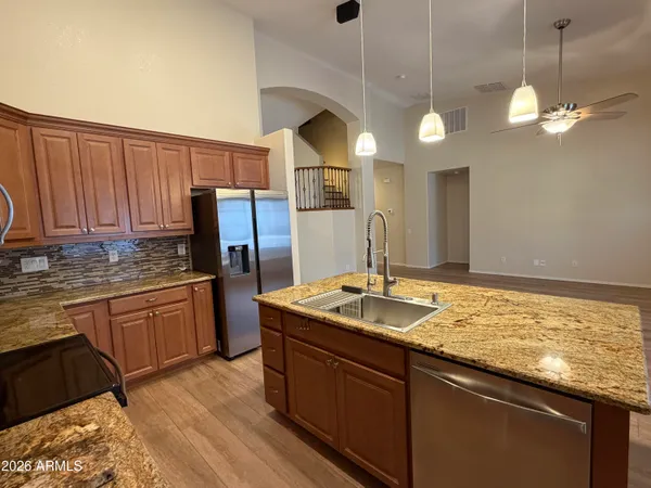 $2,495 | 8498 West Quail Track Drive, Peoria, AZ 85383