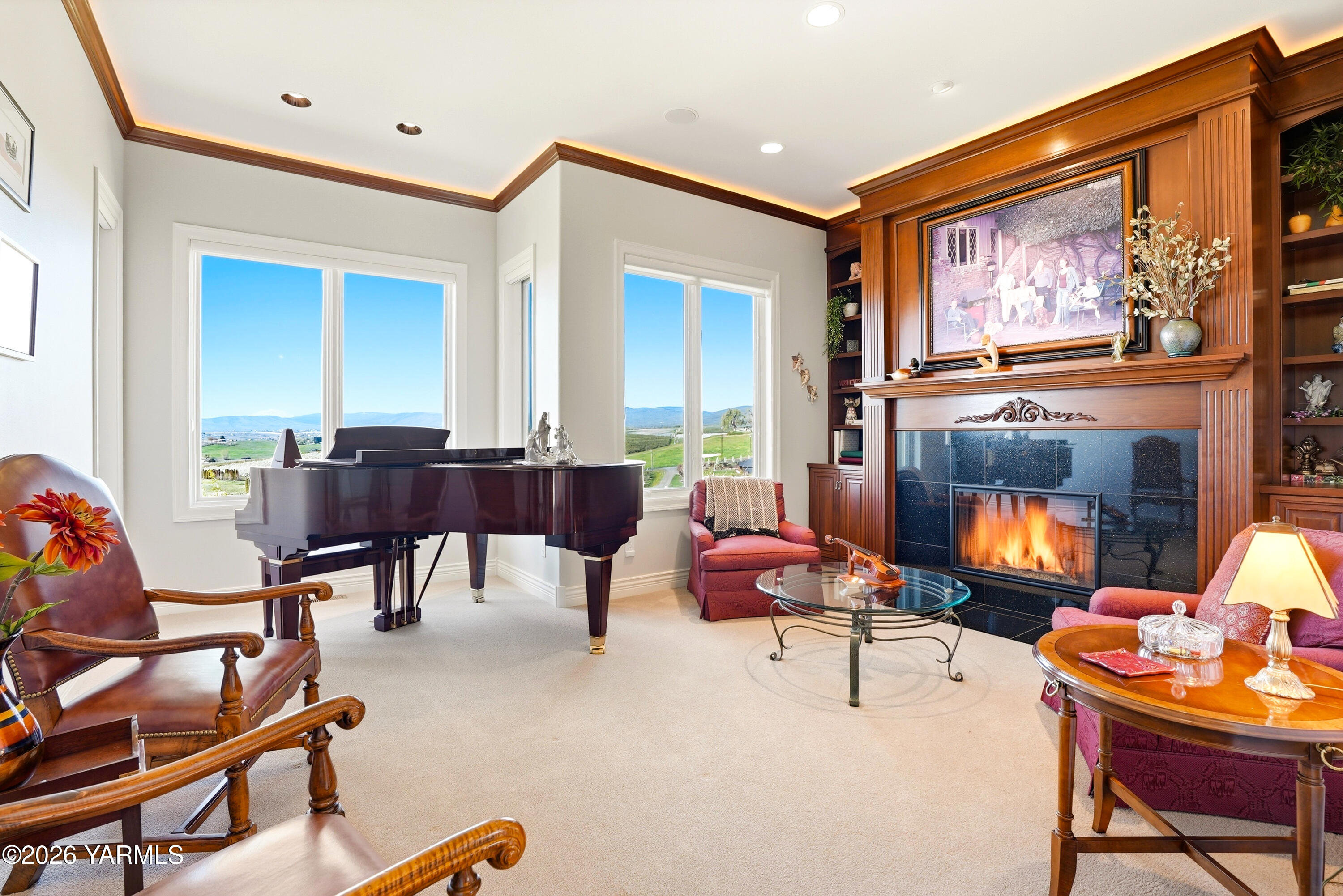 660 Noble Hill Road Yakima, WA 98908 - Photo 15 of 63 15. Den off Entry