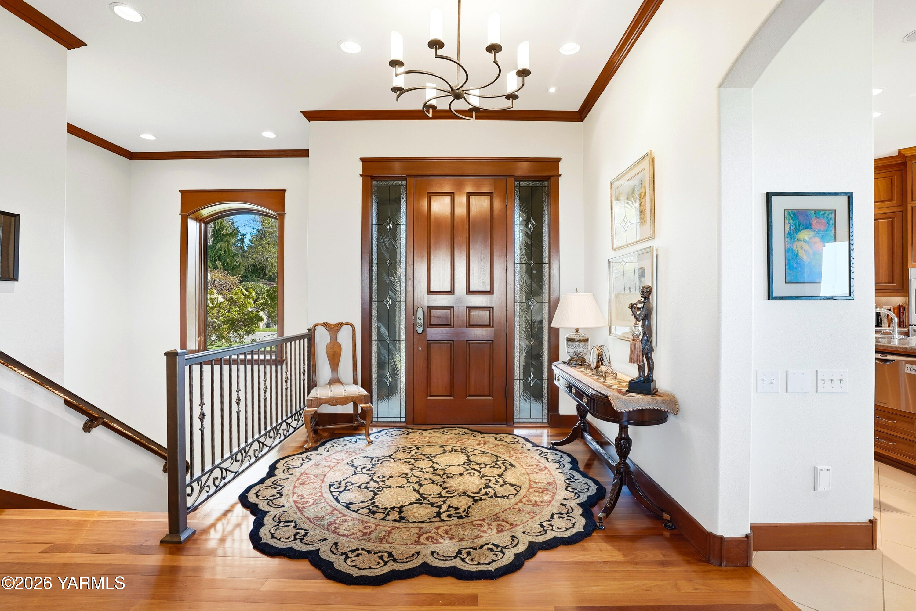 660 Noble Hill Road Yakima, WA 98908 - Photo 6 of 63 6. Entry Way