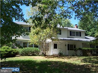 930 Gainsway Road Yardley, PA 19067 - Photo 1 of 12 Exterior Front