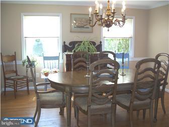 930 Gainsway Road Yardley, PA 19067 - Photo 4 of 12 Dining Room
