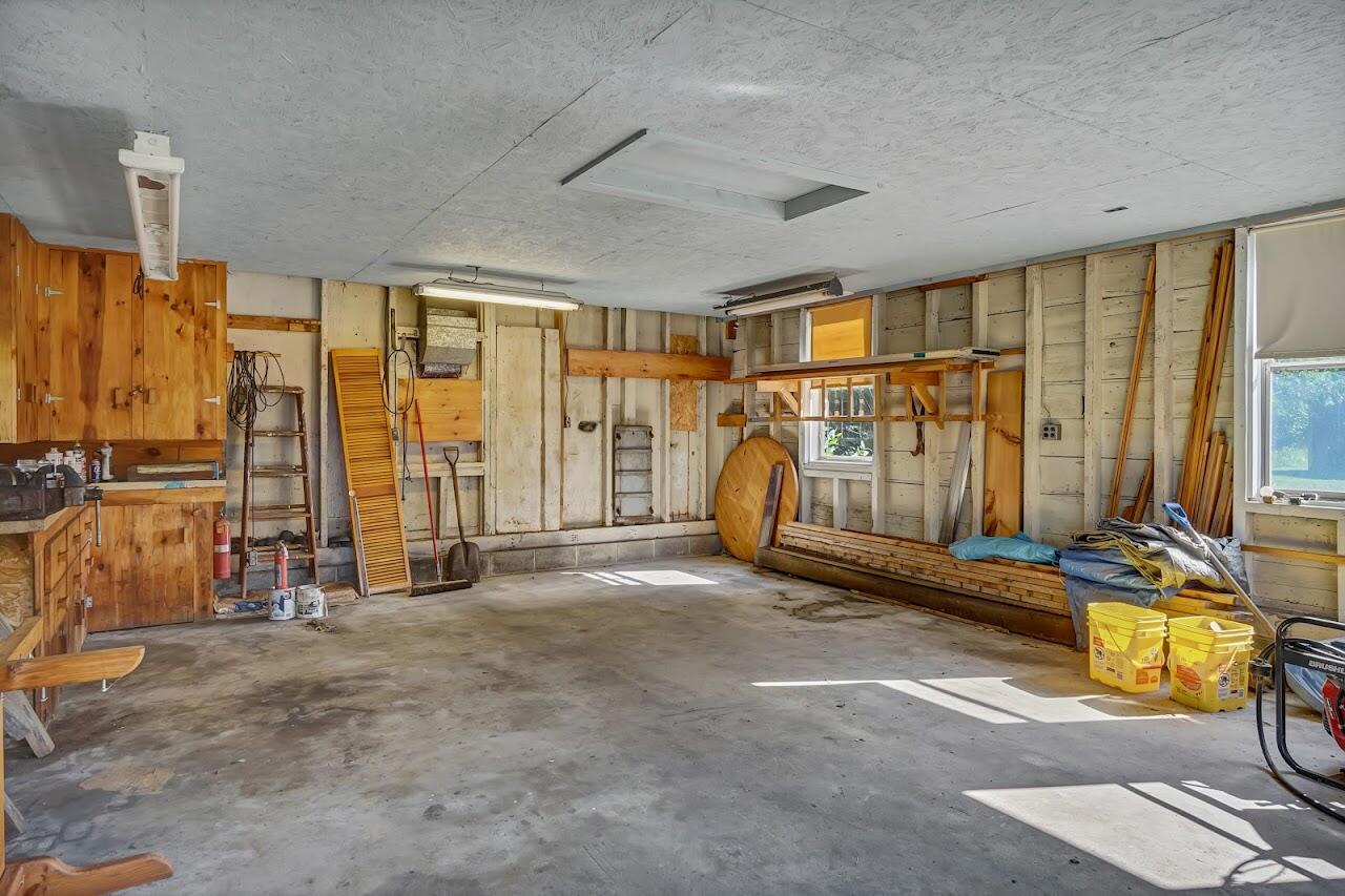 213 Houde Road Eliot, ME 03903 - Photo 49 of 55 Shop-Garage