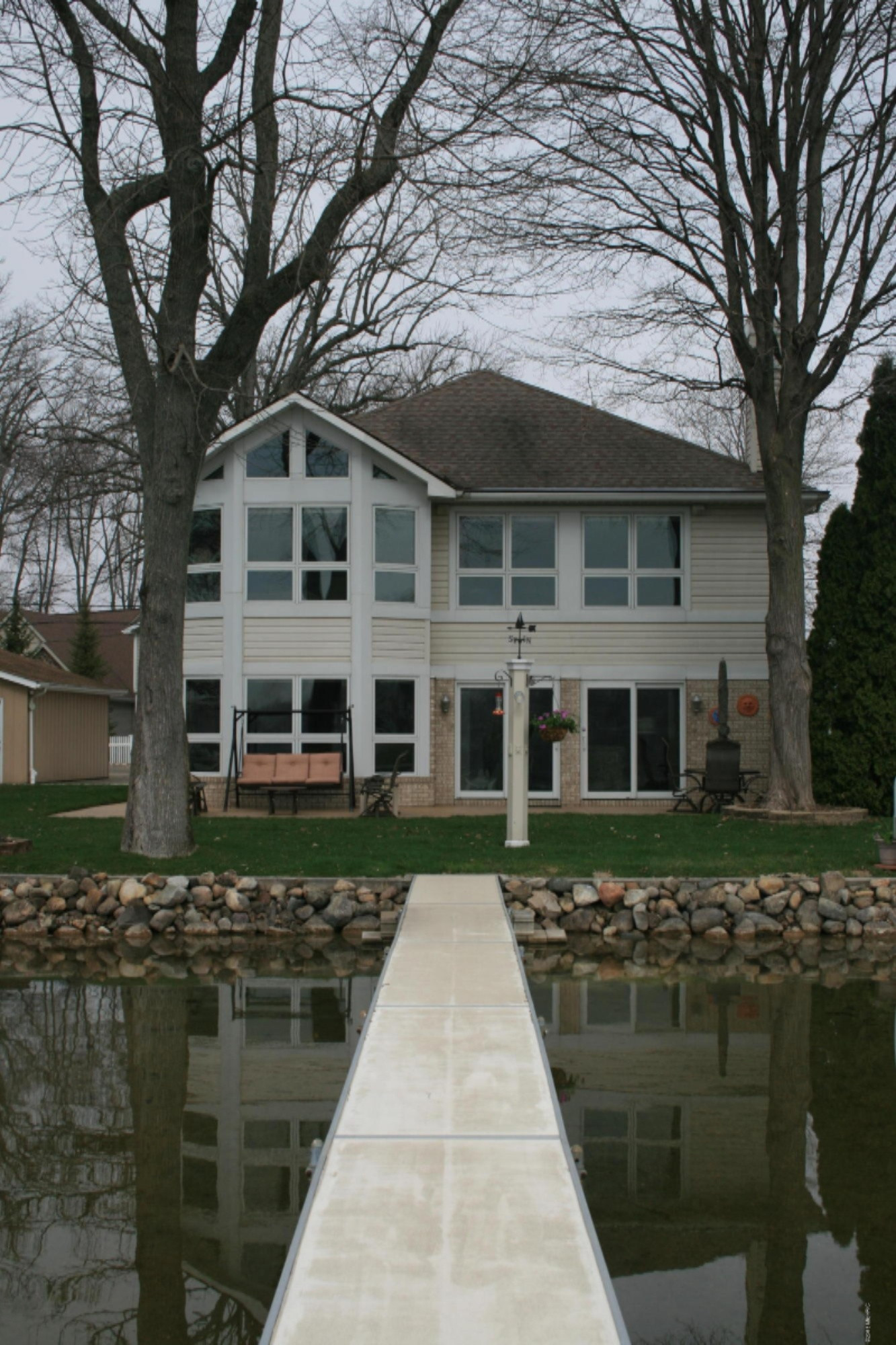 573 Iyopawa Road Coldwater, MI 49036 - Photo 2 of 33 IMG_8908