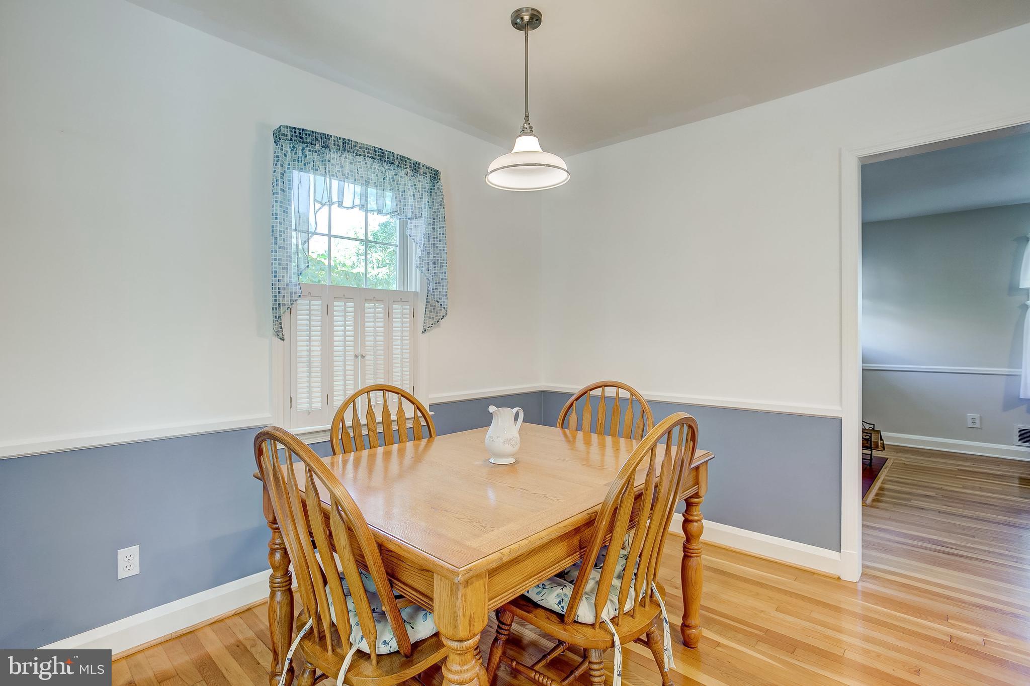 908 Locustvale Road Baltimore, MD 21204 - Photo 19 of 48 eat in kitchen
