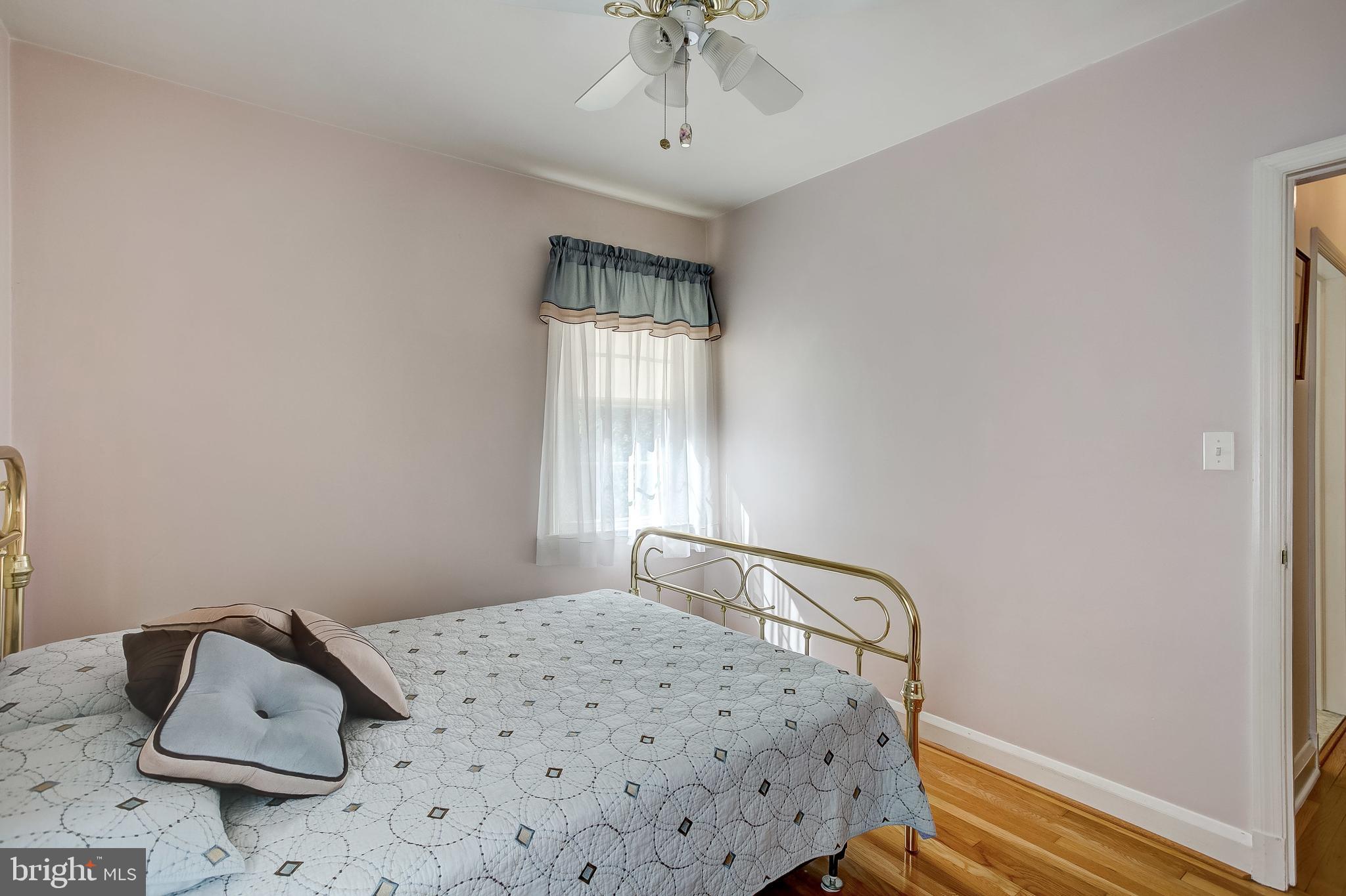 908 Locustvale Road Baltimore, MD 21204 - Photo 28 of 48 Bedroom 1 - main level