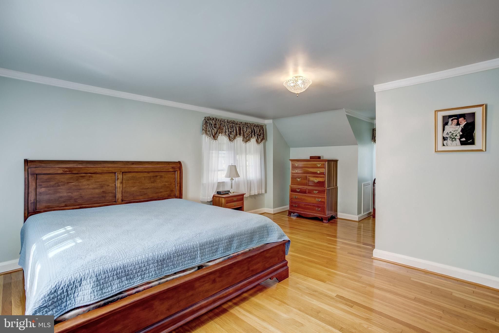 908 Locustvale Road Baltimore, MD 21204 - Photo 35 of 48 master bedroom