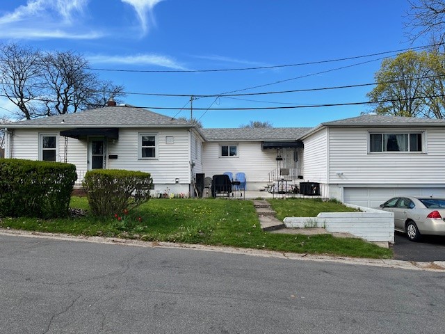 96 Pittsford Street Rochester, NY 14615 - Photo 3 of 13