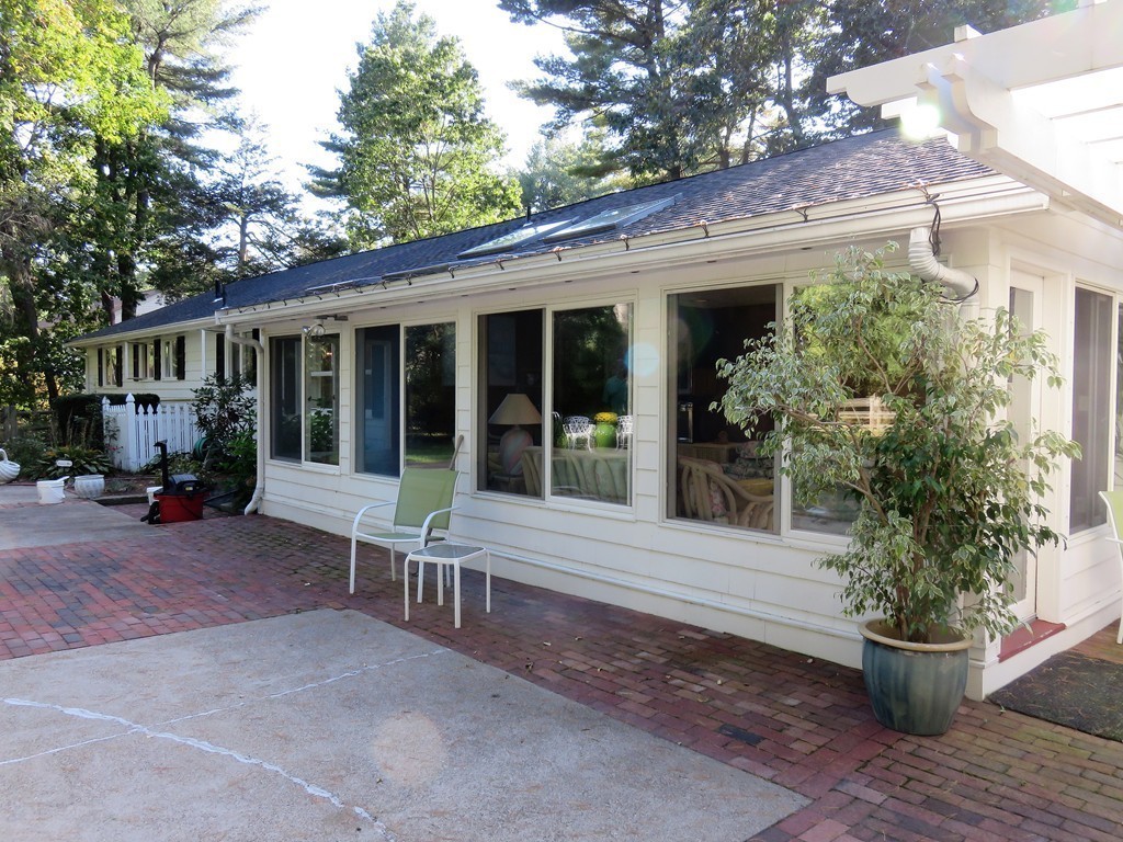 8 Maplewood Road Medfield, MA 02052 - Photo 19 of 27 Gallery Image 19