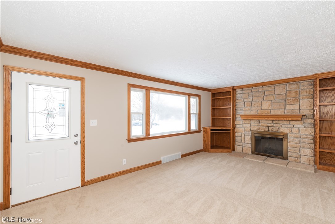 511 Winchester Road Akron, OH 44333 - Photo 8 of 25