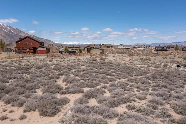 $159,000 | 66 Larkspur Lane, Crowley Lake, CA 93546