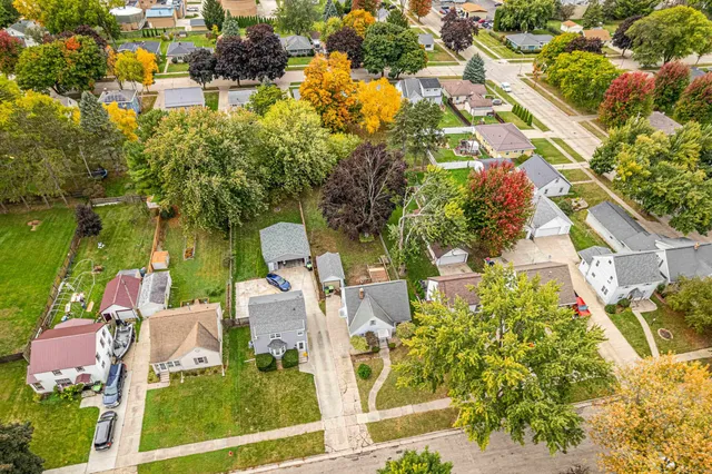 $225,000 | 718 Mac Arthur Drive, Beaver Dam, WI 53916