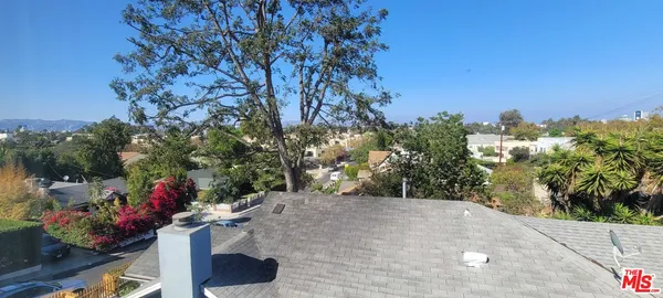 a view of a outdoor space