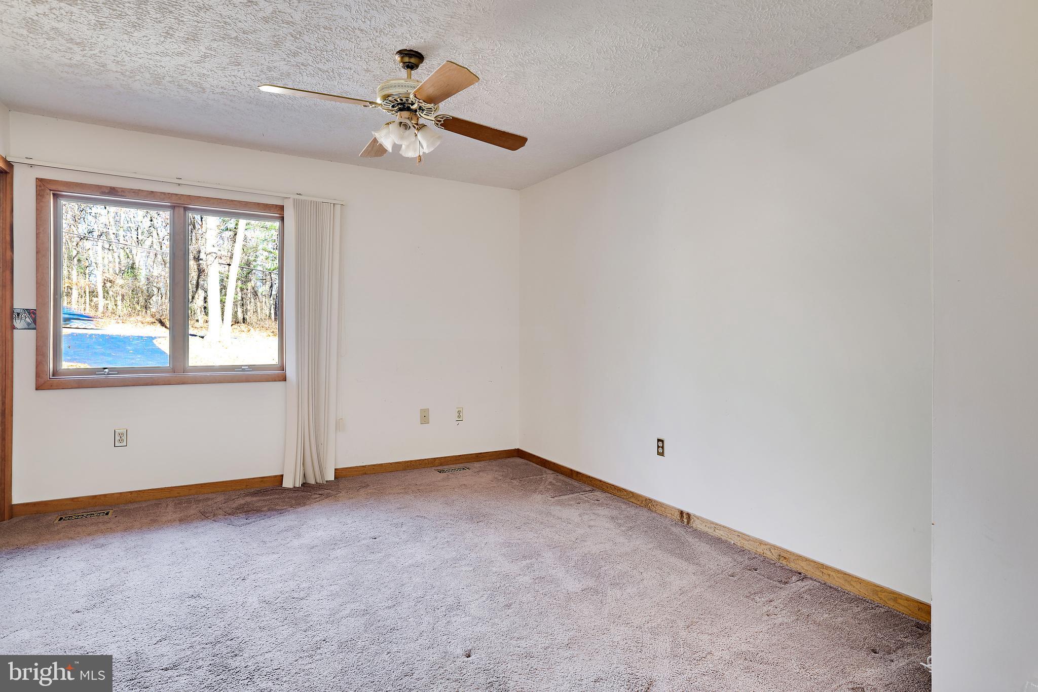 1719 Poplar Ridge Road Pasadena, MD 21122 - Photo 25 of 48 Gallery Image 25