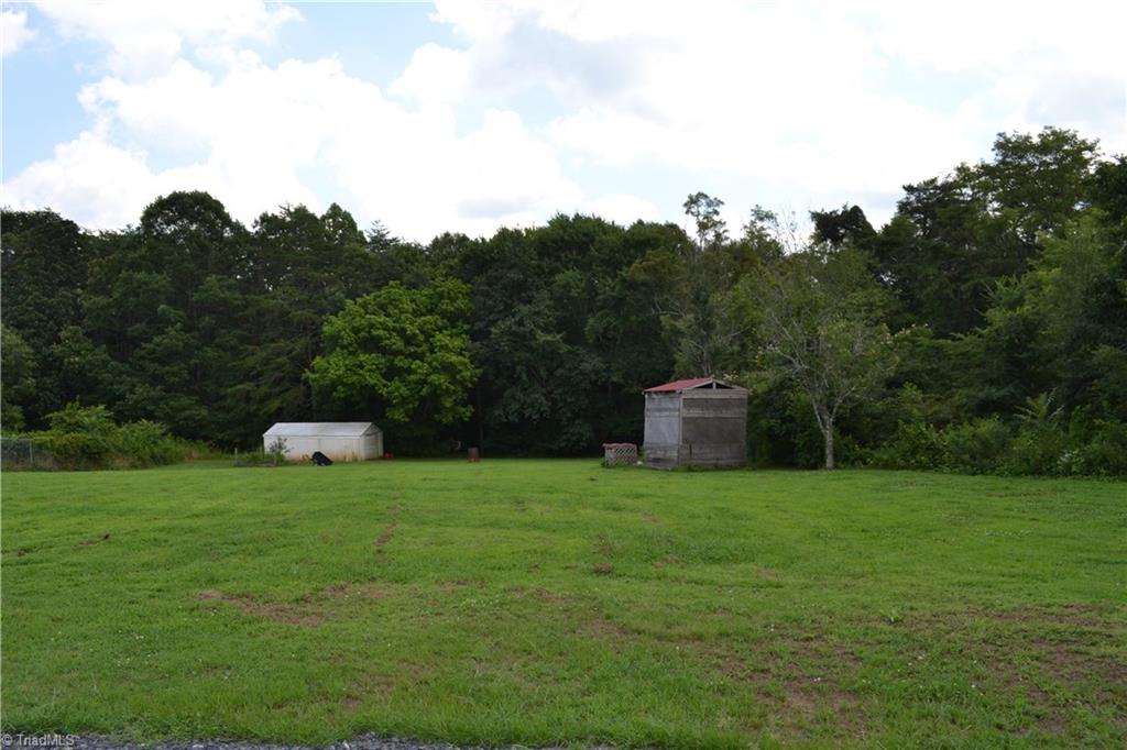 245 Tourist Road Madison, NC 27025 - Photo 5 of 6 Gallery Image 5