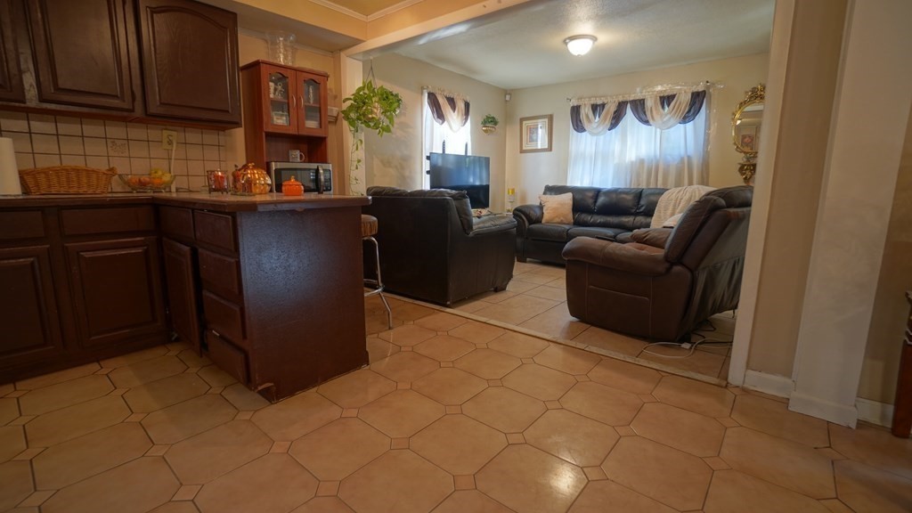 49 Malden Street Springfield, MA 01108 - Photo 17 of 31 Gallery Image 17