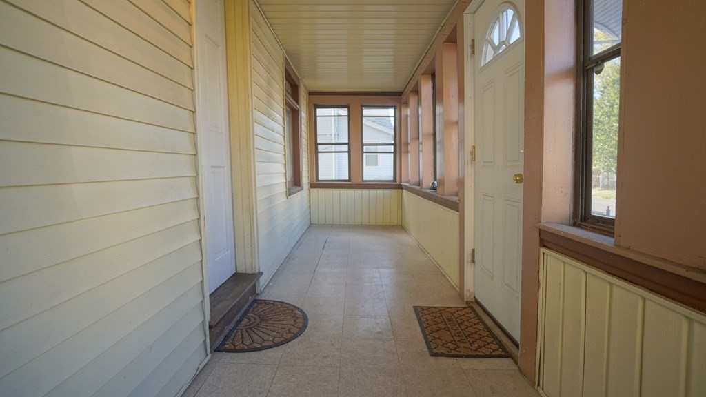 49 Malden Street Springfield, MA 01108 - Photo 4 of 31 Gallery Image 4