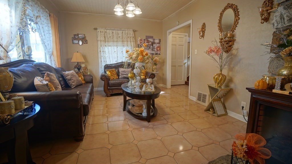 49 Malden Street Springfield, MA 01108 - Photo 8 of 31 Gallery Image 8