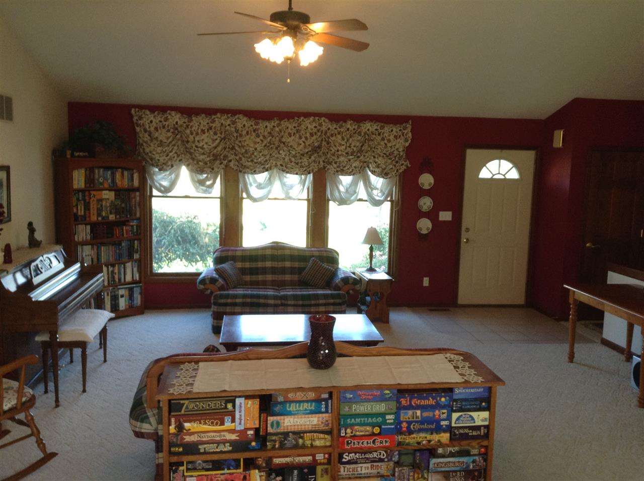 2571 East Wilcox Road Warsaw, IN 46580 - Photo 5 of 13 Gallery Image 5