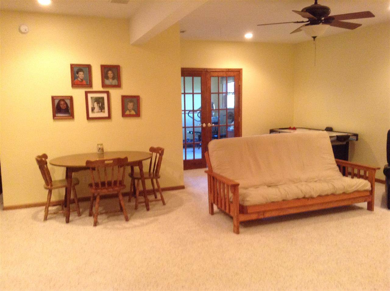 2571 East Wilcox Road Warsaw, IN 46580 - Photo 9 of 13 Gallery Image 9