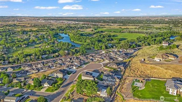 view of an outdoor space and a lake view