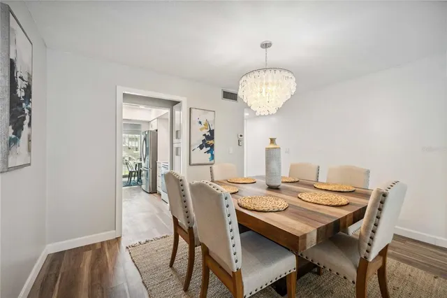 $599,999 | 3320 Gulf Of Mexico Drive, Unit 207C, Longboat Key, FL 34228