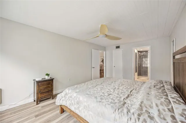 $599,999 | 3320 Gulf Of Mexico Drive, Unit 207C, Longboat Key, FL 34228