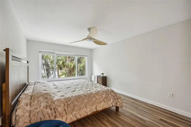 $599,999 | 3320 Gulf Of Mexico Drive, Unit 207C, Longboat Key, FL 34228