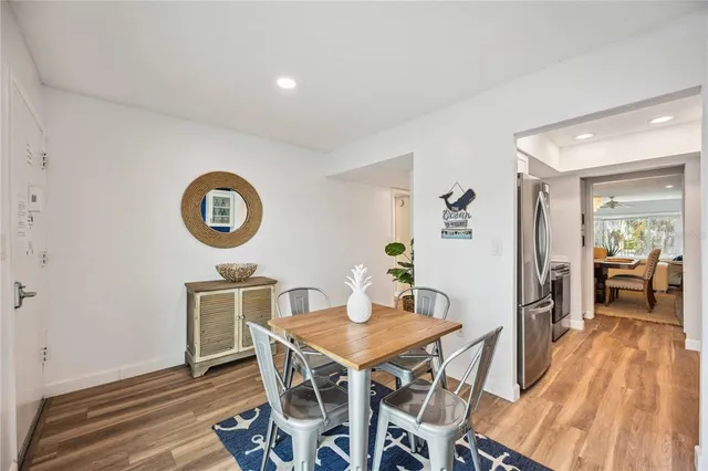 $599,999 | 3320 Gulf Of Mexico Drive, Unit 207C, Longboat Key, FL 34228