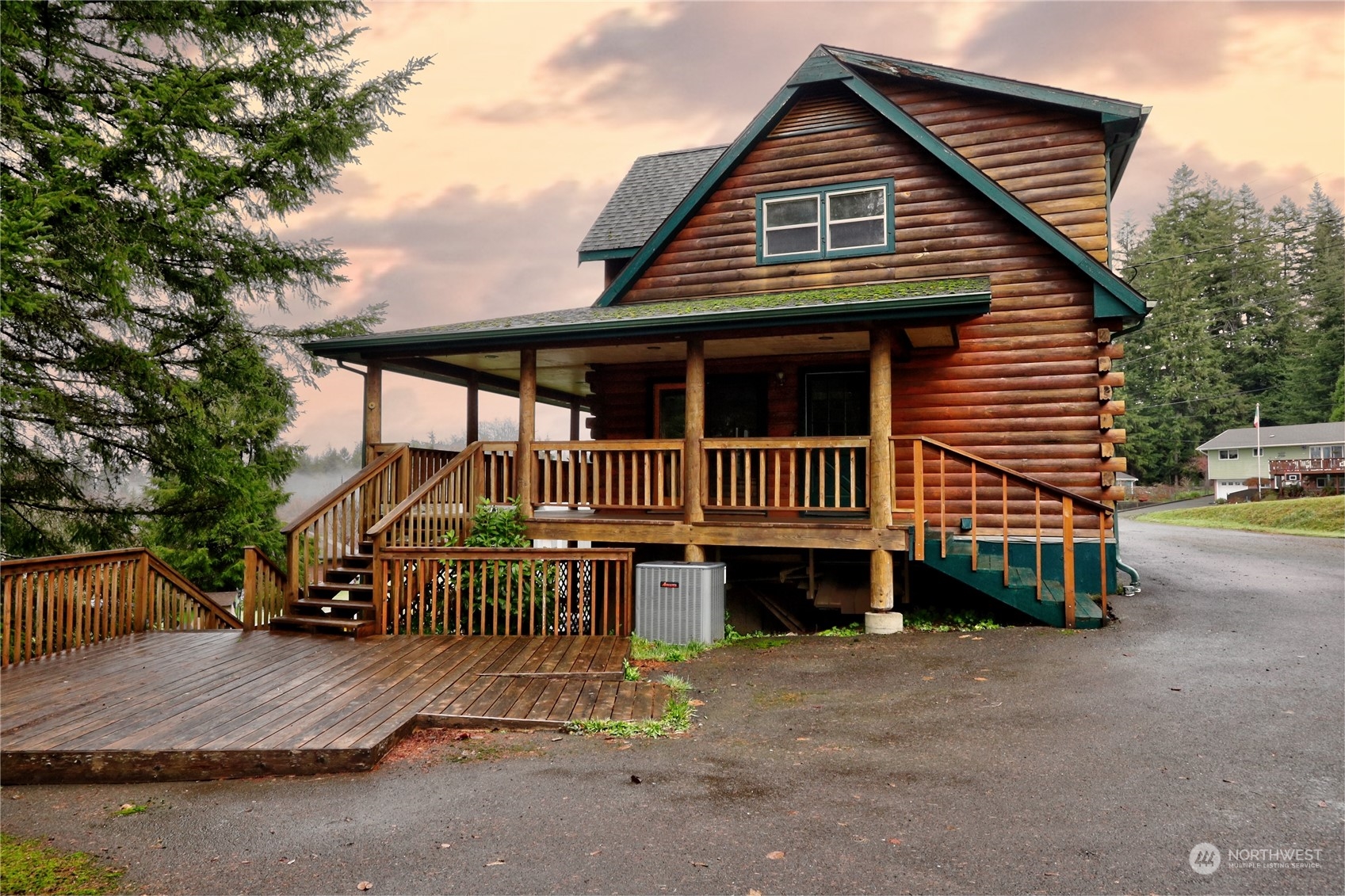 1903 Ranier Street Aberdeen, WA 98520 - Photo 3 of 16 Gallery Image 3
