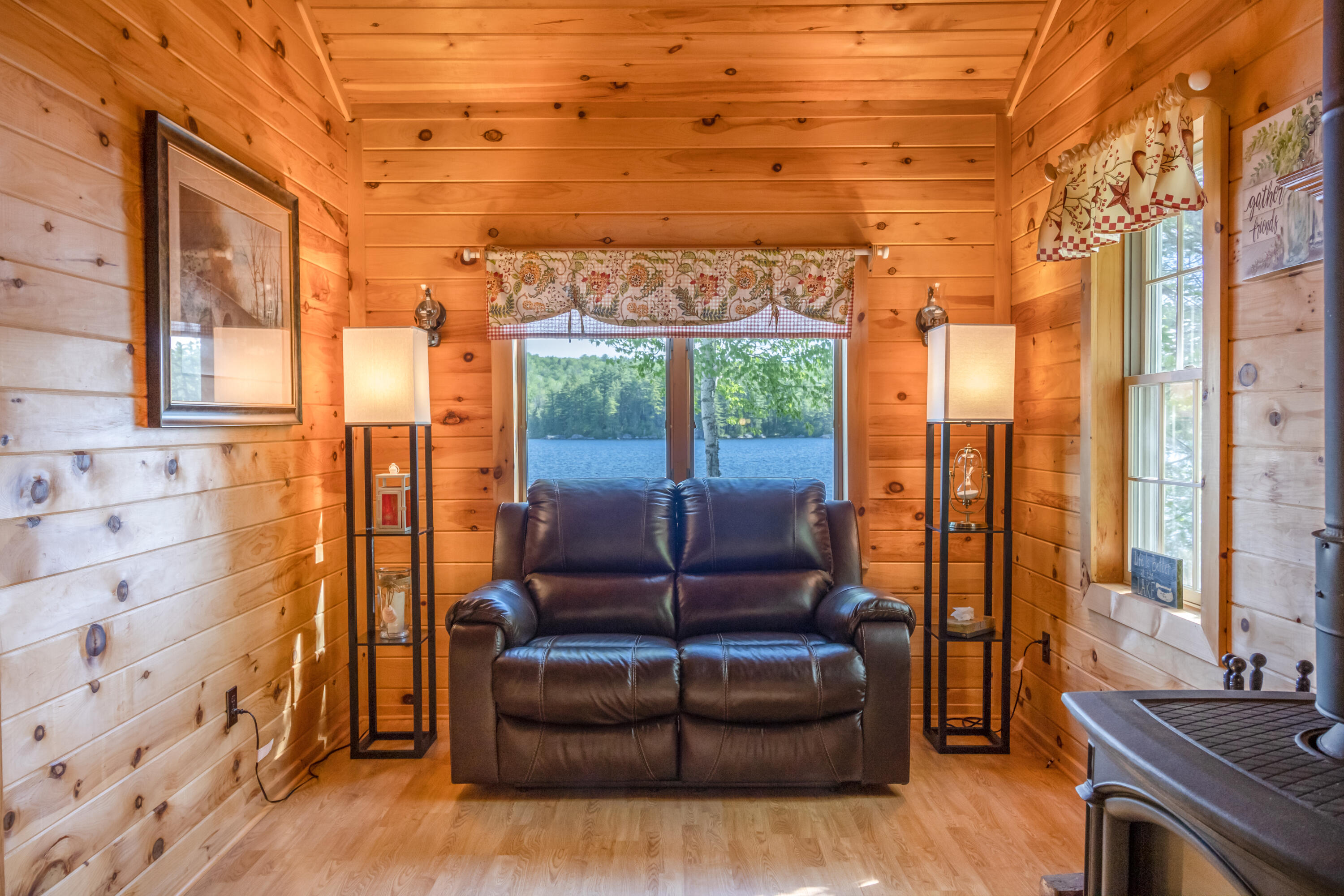 793 West Shore Road Ellsworth, ME 04605 - Photo 10 of 47 Living room